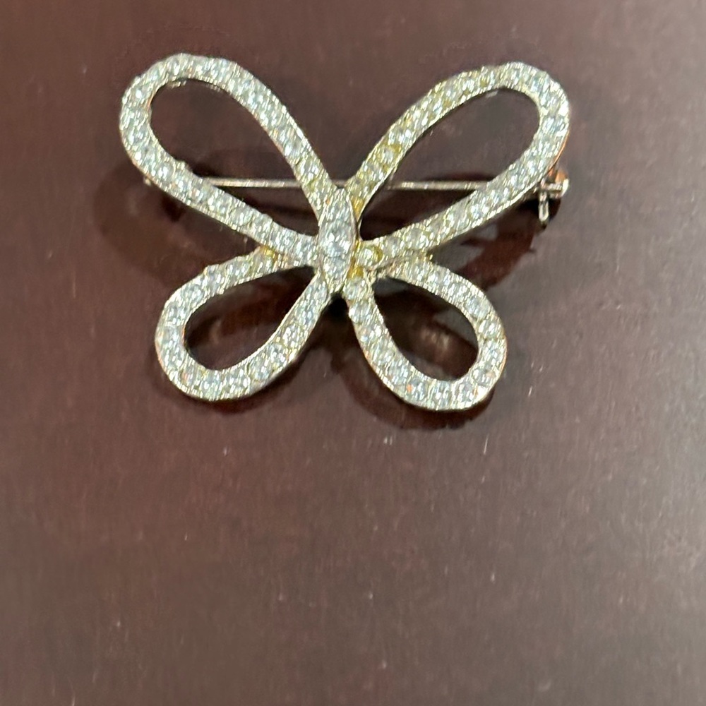 Elegant Silver Butterfly Brooch